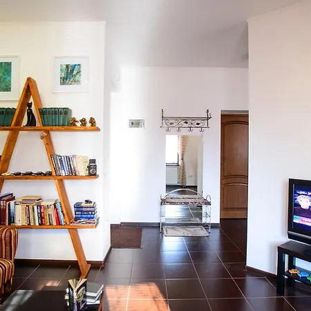 Art-house * Oezjhorod